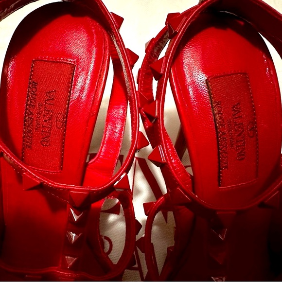 👠 RED VELENTINO all over rockstud accents Heels FINAL PRICE, dropped 3/23 - Picture 6 of 9